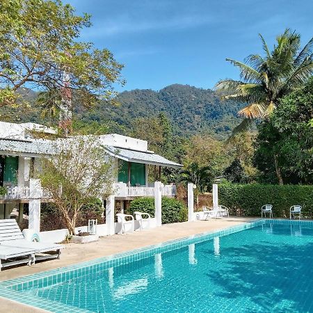 Отель Capital O 75411 Navagio​ Boutique​ Koh​ Chang​ Трат Экстерьер фото