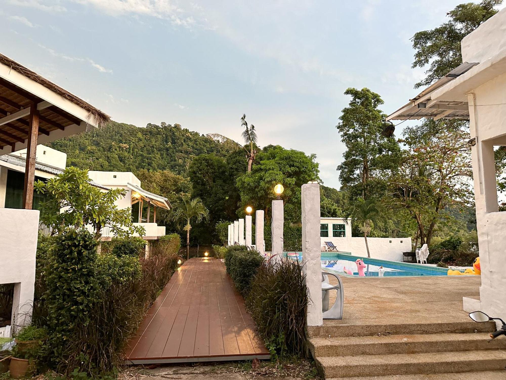 Отель Capital O 75411 Navagio​ Boutique​ Koh​ Chang​ Трат Экстерьер фото